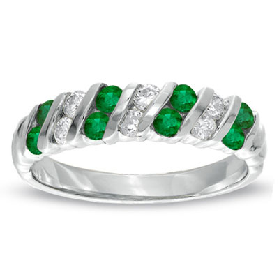 0.64ct tw Emerald and Diamond Band Set in 14k Gold